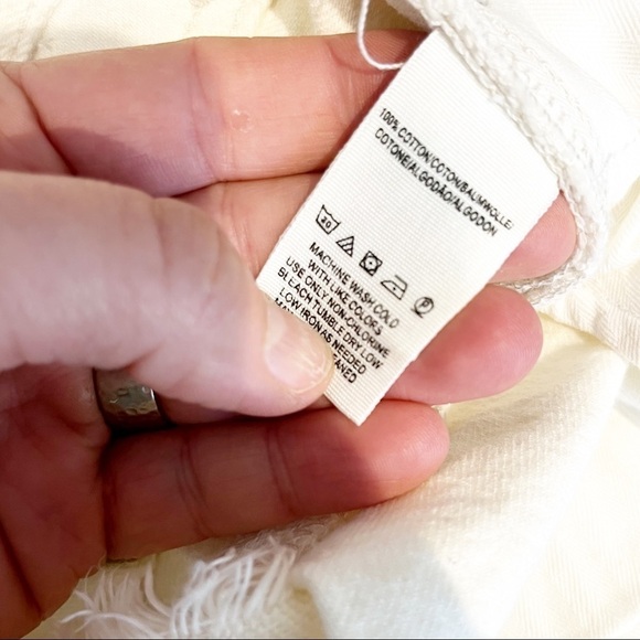 We The Free | Slashed & Relaxed Distressed Jean Shorts - Picture 8 of 9